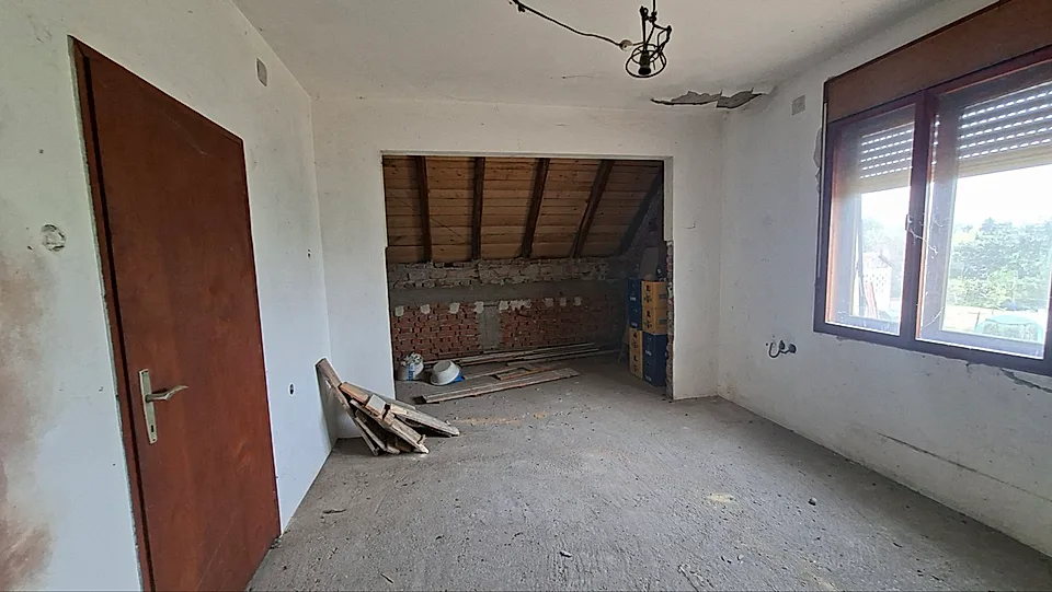 Na prodaju kuća korisne površine 258m2 Letnjikovac, Šabac - slika 8