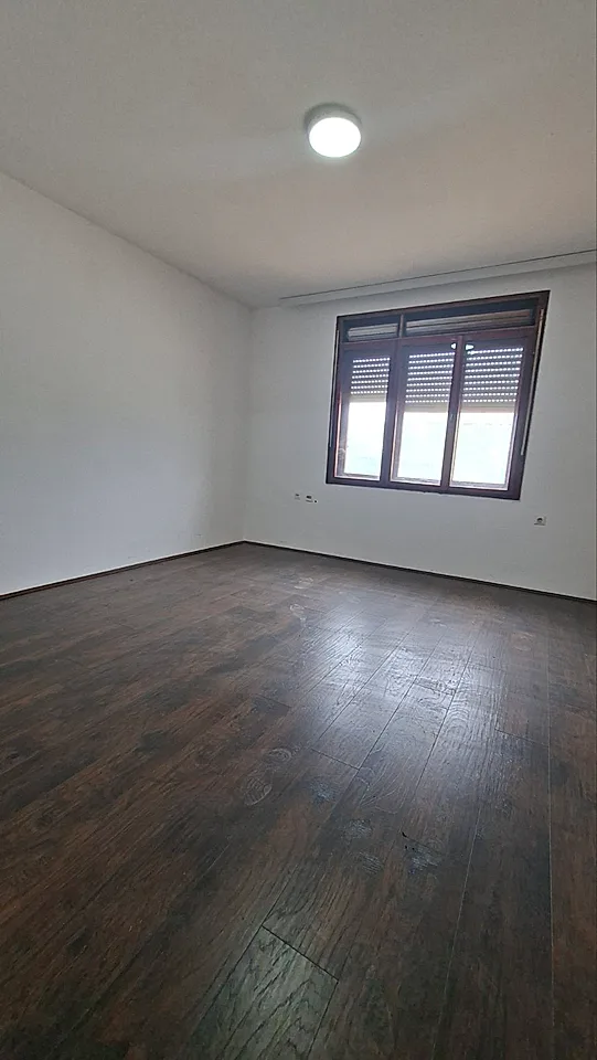Na prodaju kuća korisne površine 258m2 Letnjikovac, Šabac - slika 13