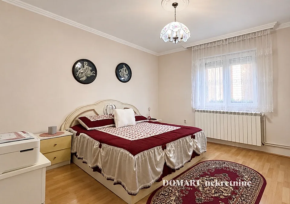 Dve kuće na placu od 810 m sa voćnjakom Sremska Mitrovica - slika 5