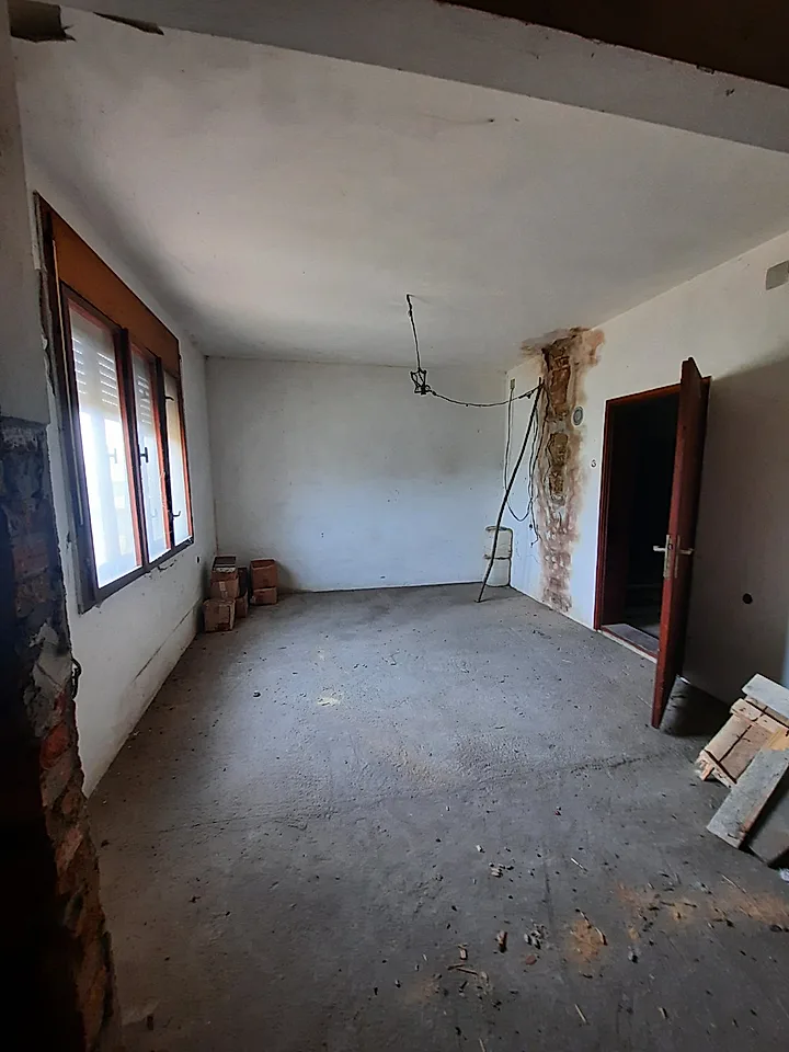 Na prodaju kuća korisne površine 258m2 Letnjikovac, Šabac - slika 5