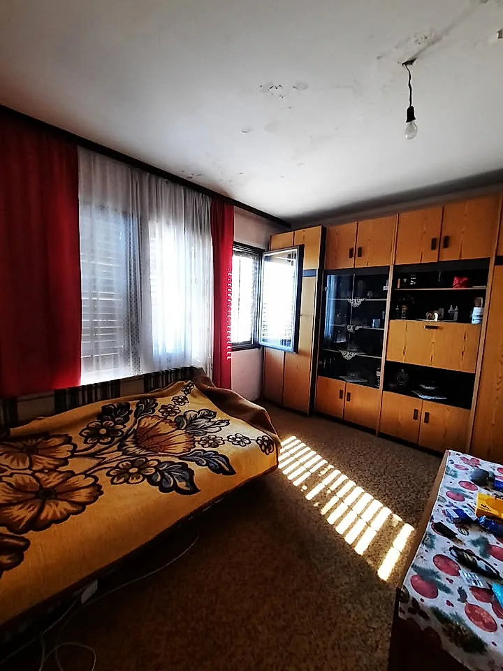 Na prodaju kuća površine u osnovi 124m2 na placu od 54,28 ara - slika 10