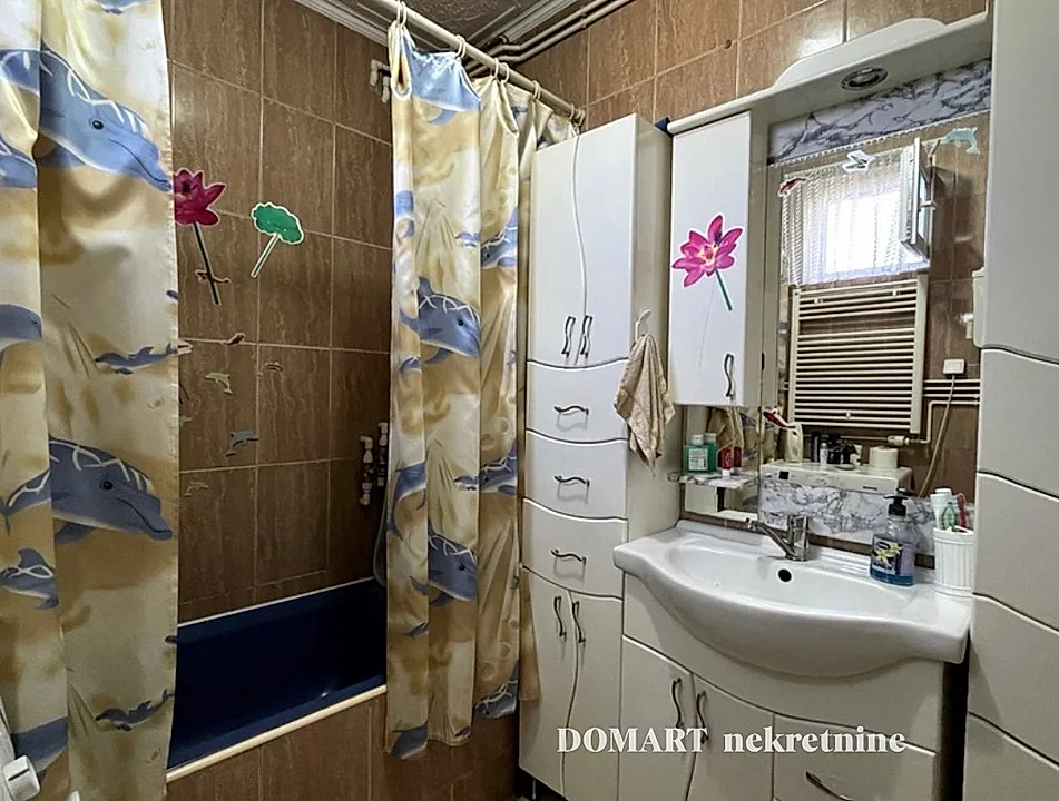 Dve kuće na placu od 810 m sa voćnjakom Sremska Mitrovica - slika 6