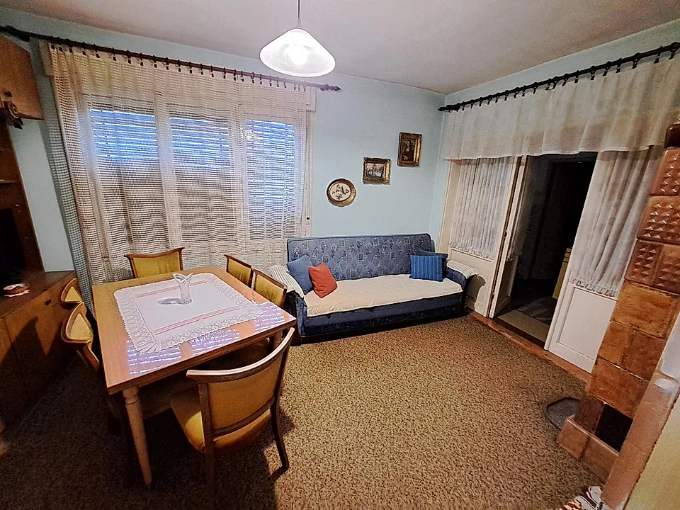 Na prodaju kuća površine od 160m2 na placu od 4,49 ara Banja Kovilja - slika 10