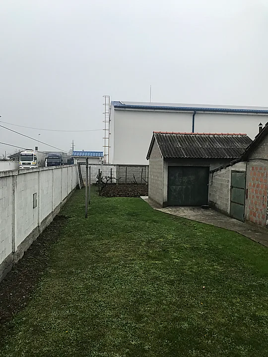 Porodična kuća na 5km od centra Šapca - slika 12