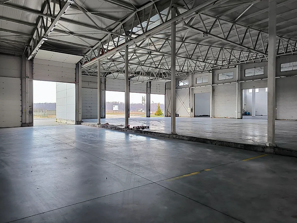 Hala proizvodno magacinski prostor od 4.724m2 Klenak - slika 5