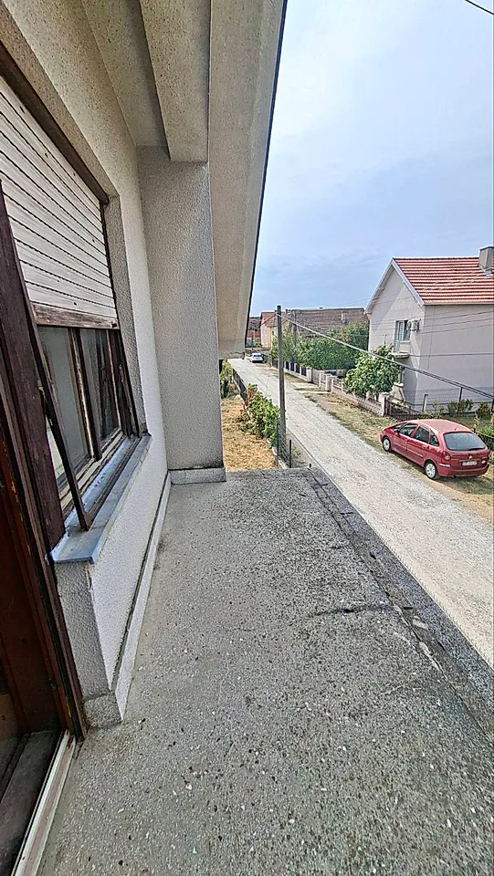 Na prodaju kuća korisne površine 258m2 Letnjikovac, Šabac - slika 7