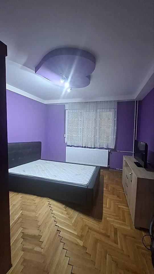 Atraktivan stan u centru grada - slika 8