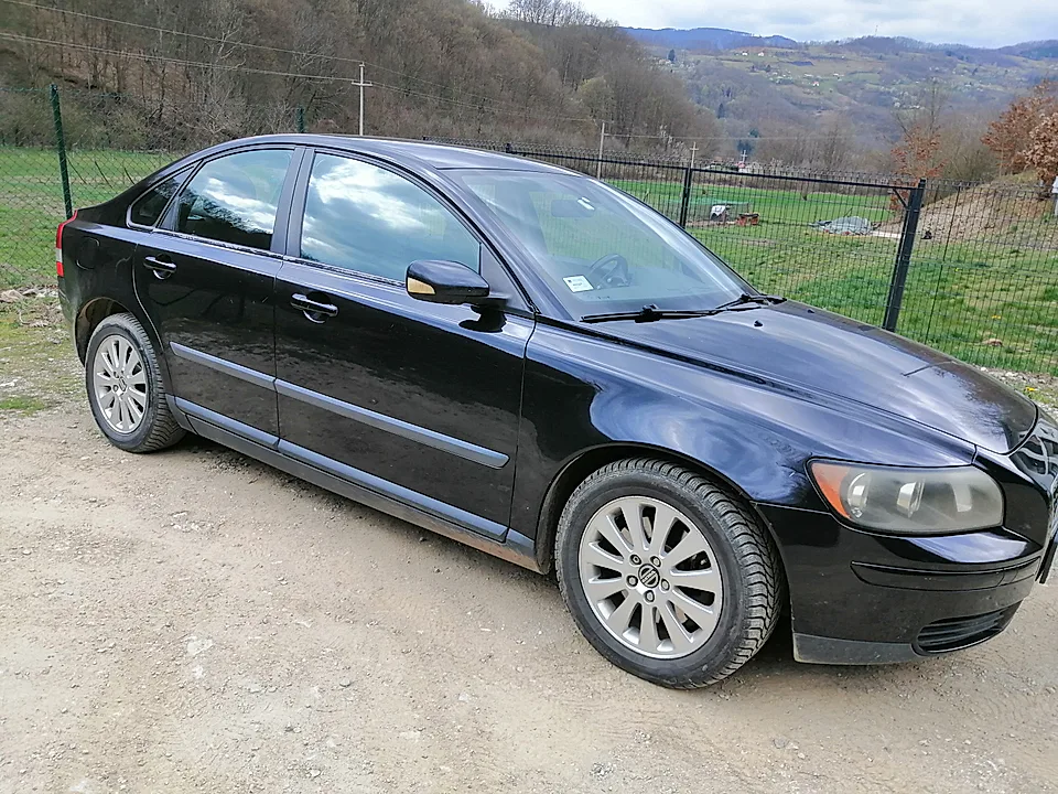 Volvo s40 Jedinstven u Srbiji - slika 1