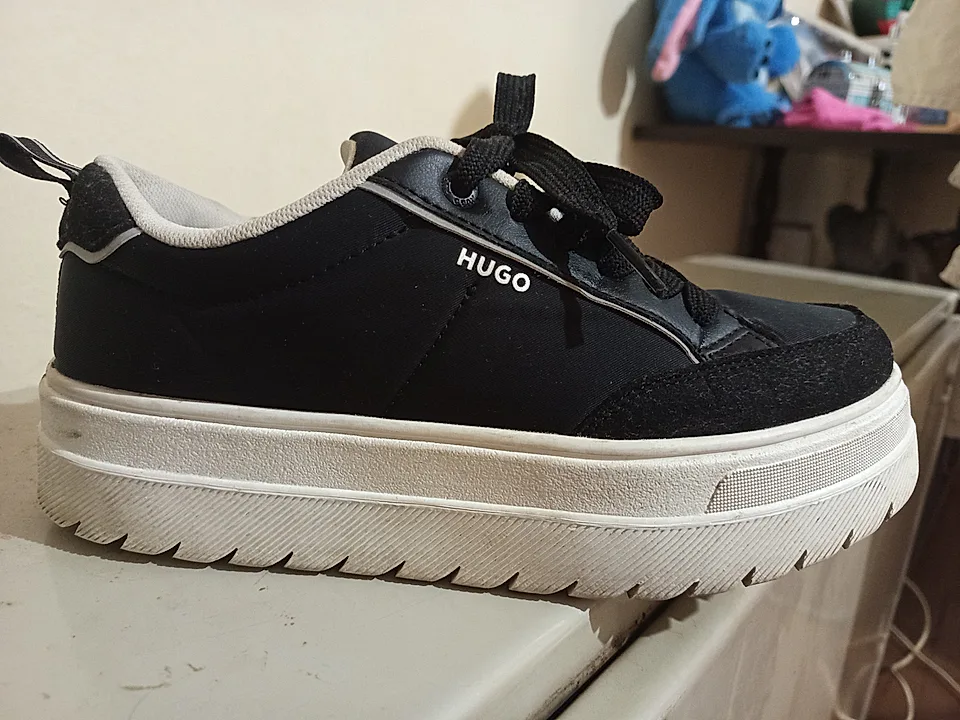 Guess - slika 2