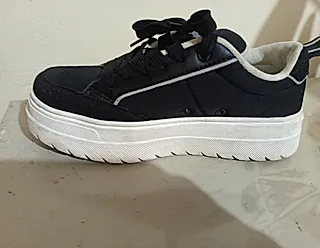 Guess - slika oglasa