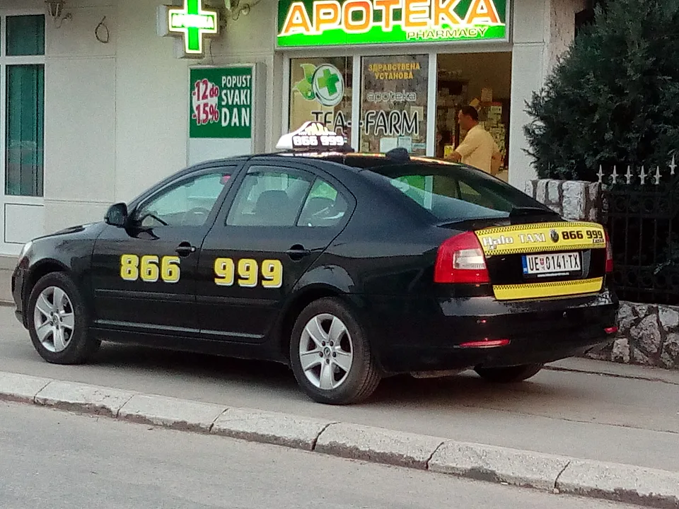 Usluge taksi prevoza i dostave na kućnu adresu - slika 2