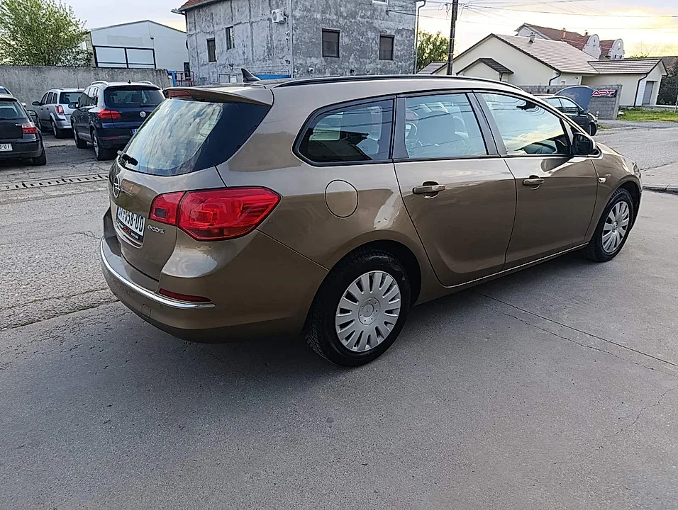 Opel Astra - slika 3