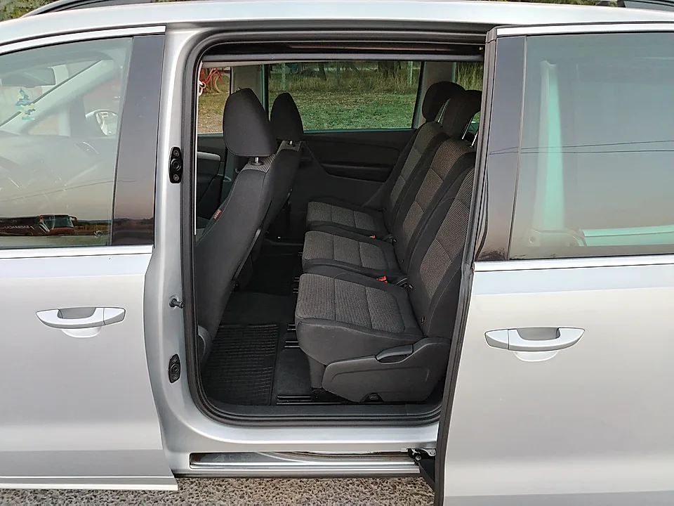 VW Sharan 2010 2.0TDI - slika 10
