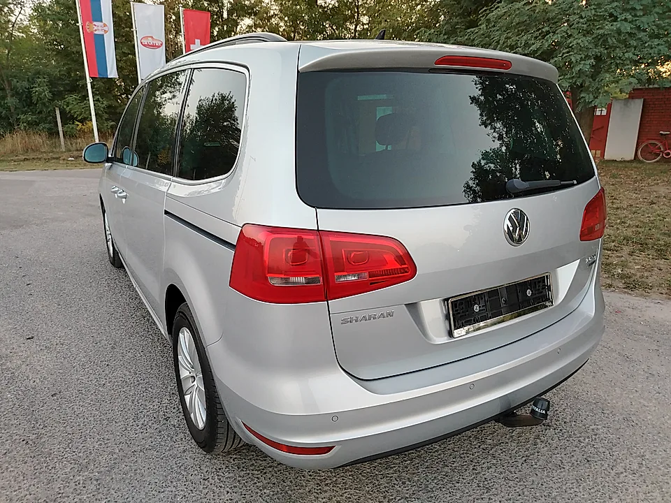VW Sharan 2010 2.0TDI - slika 2