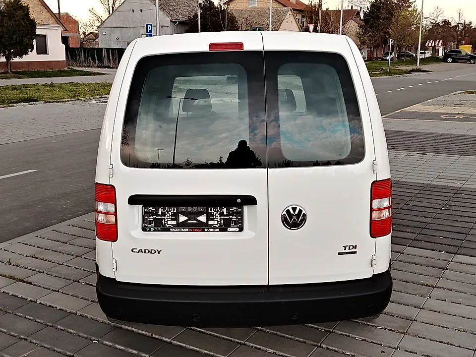 VW CADDY 1.6 TDI 2011 - slika 4