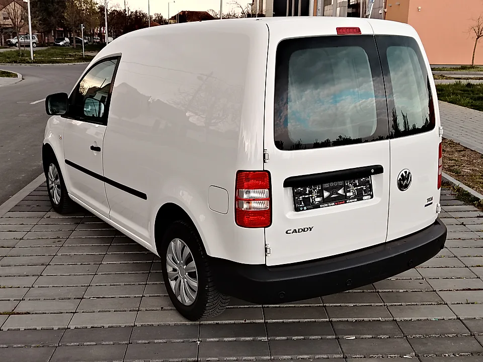 VW CADDY 1.6 TDI 2011 - slika 3