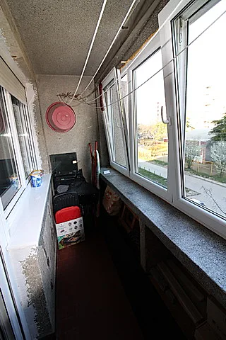 Bulevar Oslobođenja 63 m2 Uknjižen I sprat - slika 7
