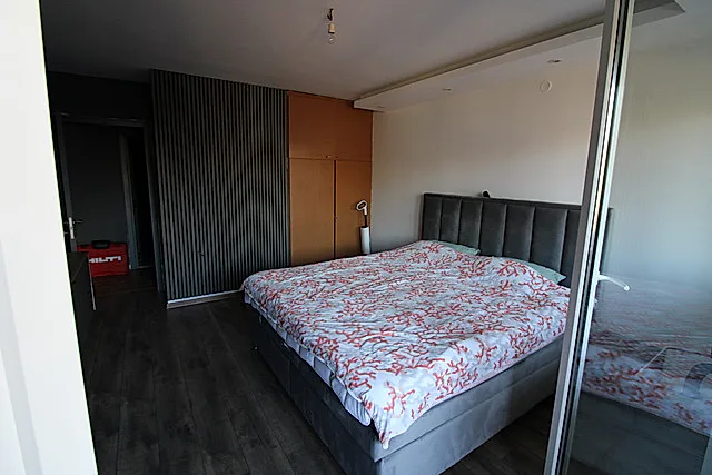 Bulevar Oslobođenja 63 m2 Uknjižen I sprat - slika 5