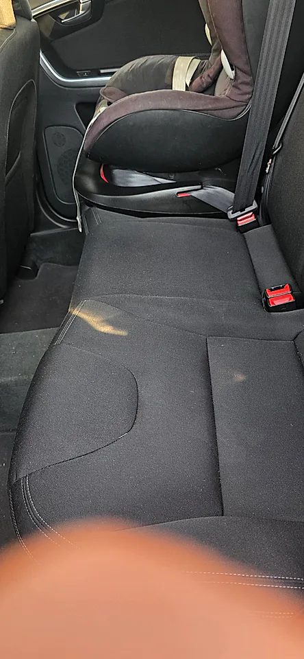 Volvo XC60 D3 2013 godište - slika 12