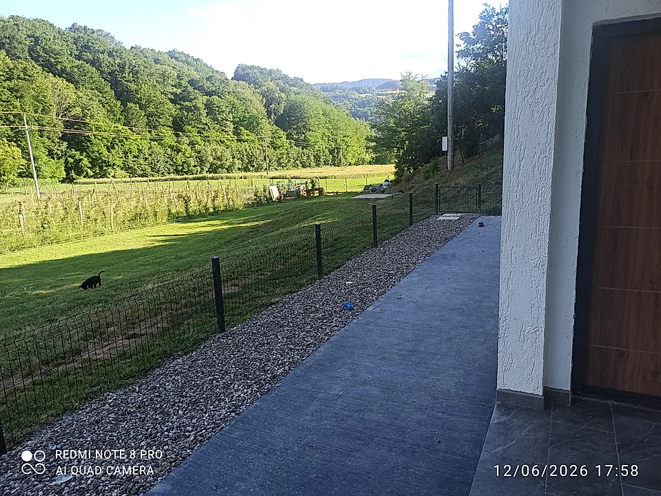 Nova kuća na placu od 6700m2 - slika 5