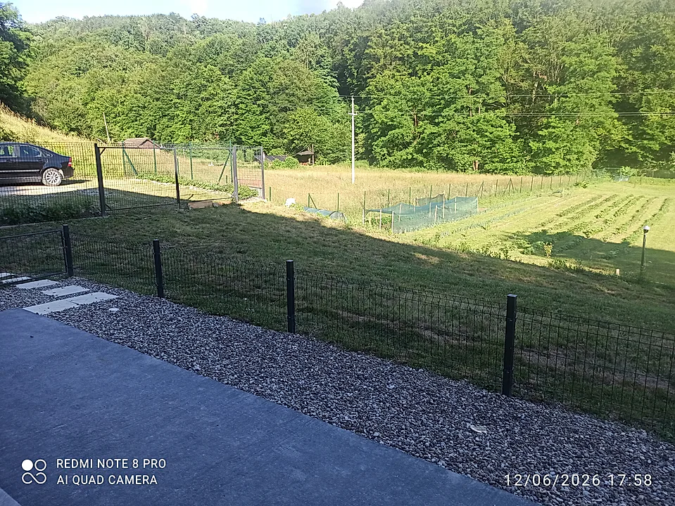 Nova kuća na placu od 6700m2 - slika 3