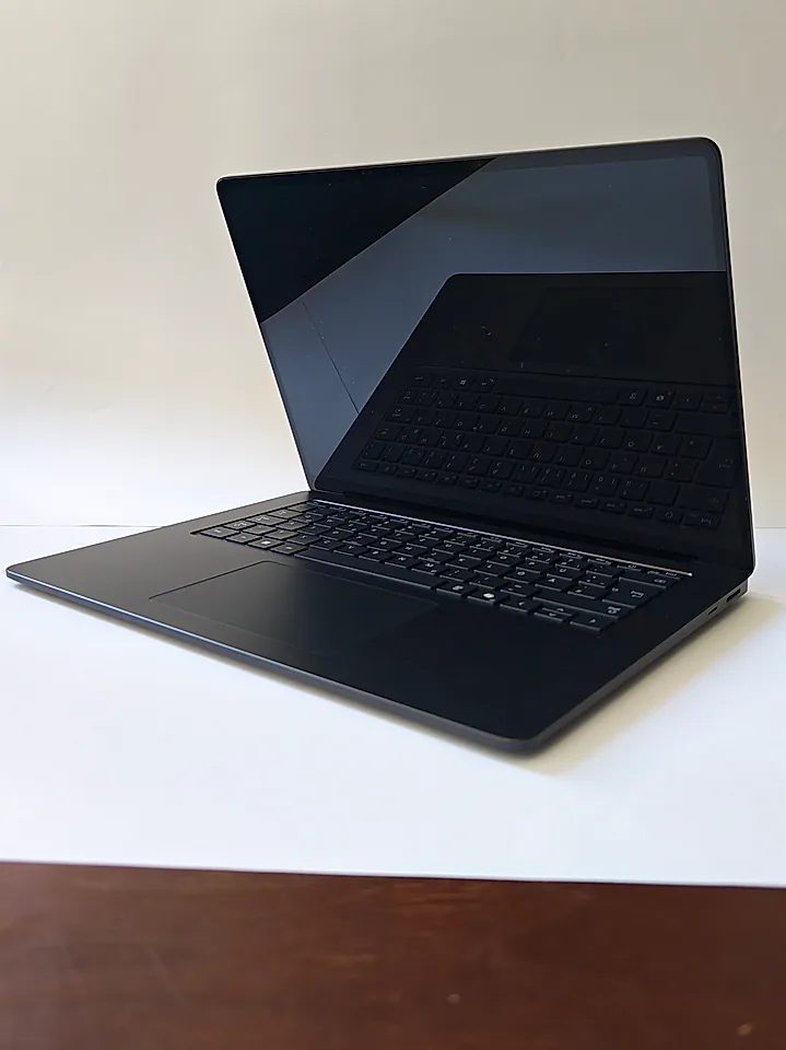 Microsoft Surface Laptop najnovije generacije - slika 2