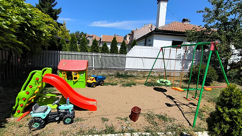 KUĆA U CENTRU GRADA - slika 5
