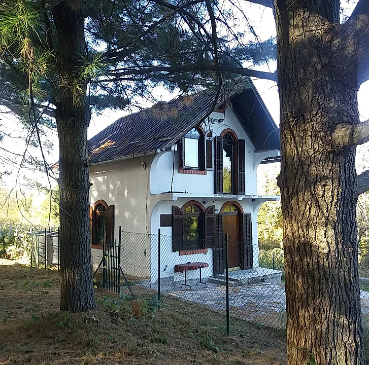 Jelova Gora, planinska vikendica sa zemljištem, pravi raj - slika 1