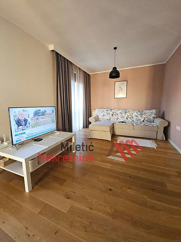 Prodaja stan u Vrnjačkoj Banji kod hotela Vrnjačke Terme - slika 2