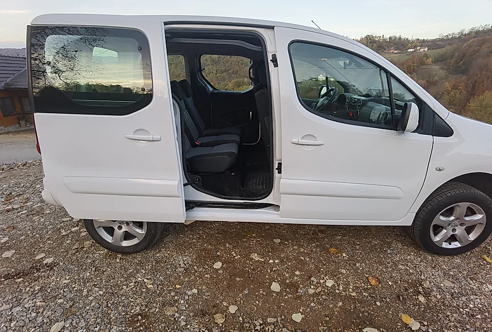 Peugeot Partner 1.6 HDI 4x4, šper - slika 5