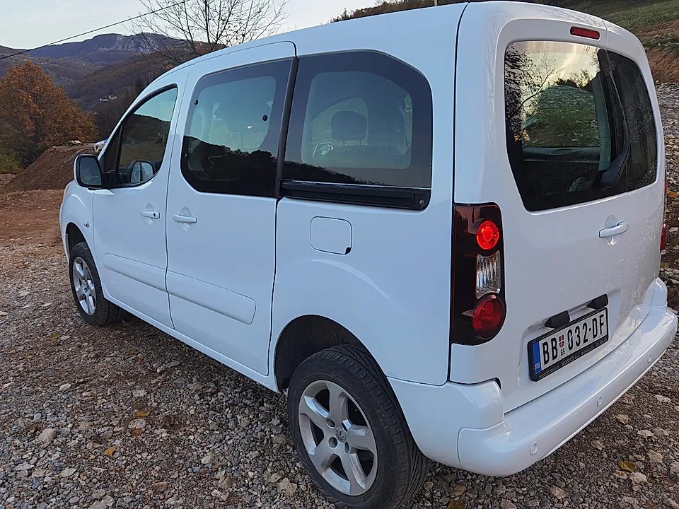 Peugeot Partner 1.6 HDI 4x4, šper - slika 3